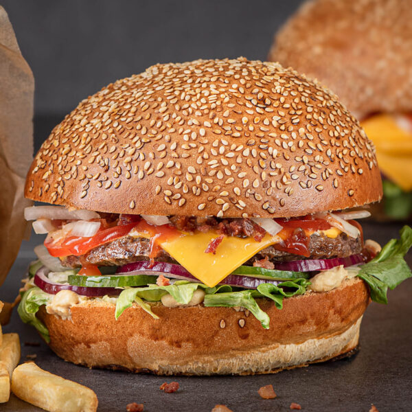 Sajtos-Baconos Marhaburger